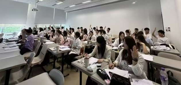 《Improving Communication(增强沟通)》课程课堂