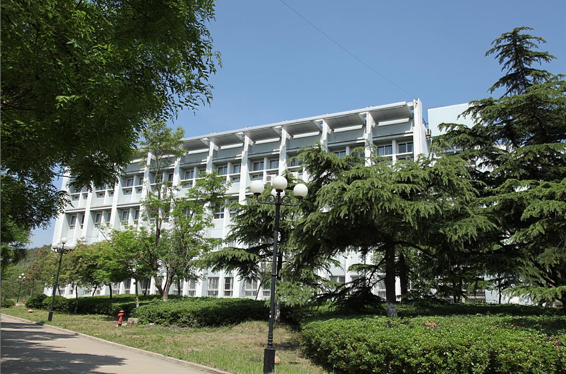 科文学院泉山校区