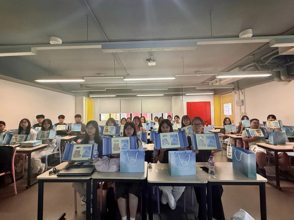 课堂纪念品展示